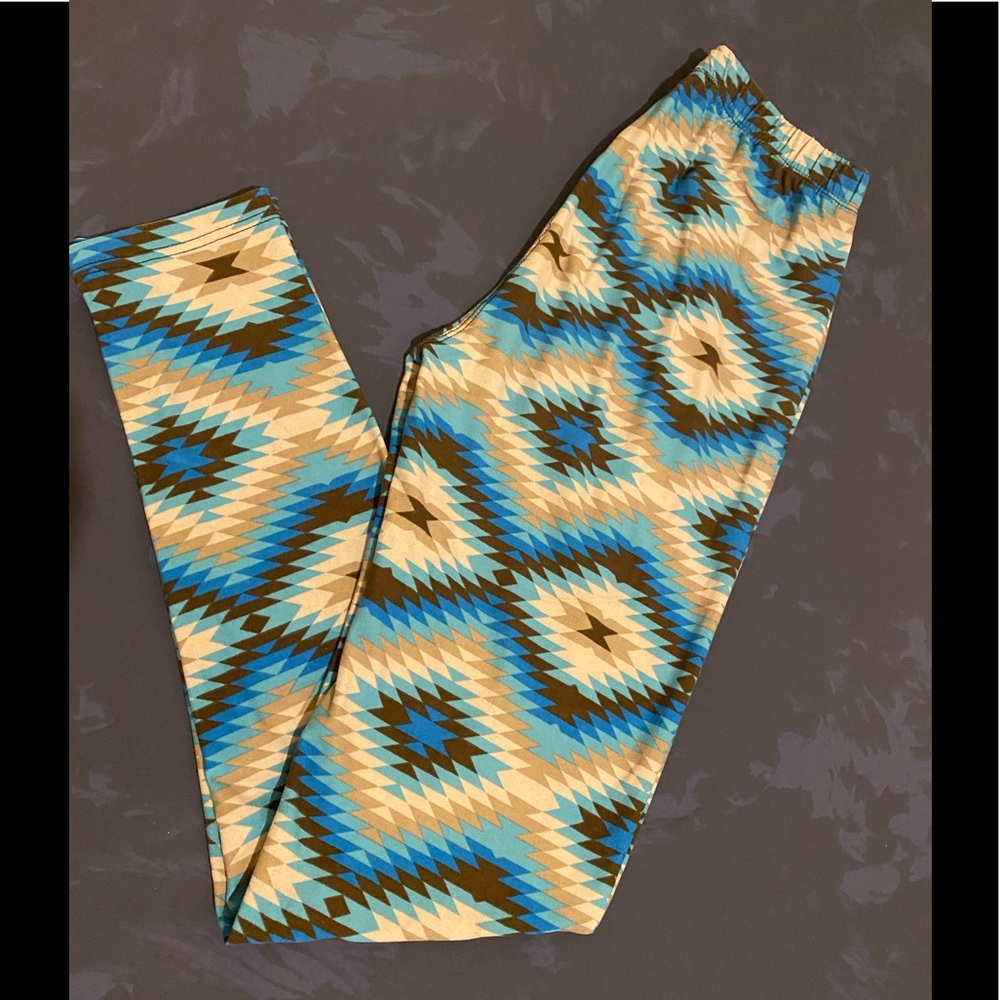 Santa Fe leggings mint condition.